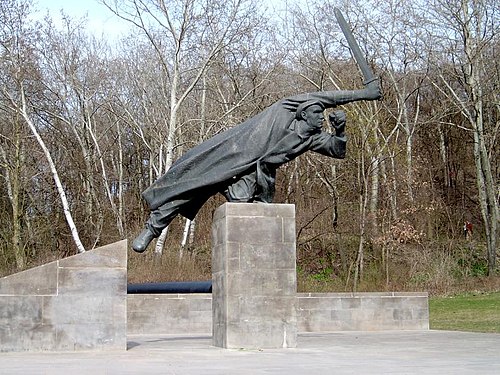 Denkmal für deutsche Spanienkämpfer, 1967-1968