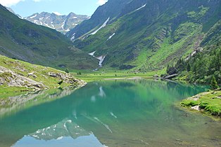 Il monte visto dal lago del Gleno.