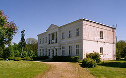 Donimirski Palace in Łysomice
