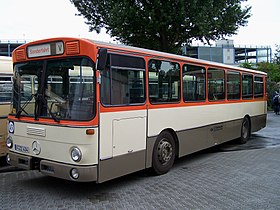 Mercedes-Benz O 305