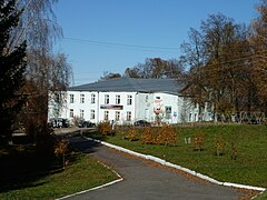 Als Rajonverwaltung und Kulturhaus genutzte frühere Kirche