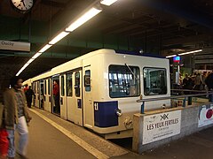 Voiture-pilote Bt à Lausanne-Flon.