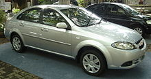 Hatchback front styling was applied to the sedan as a facelift in some markets from 2007 (Chevrolet Optra, Thailand)