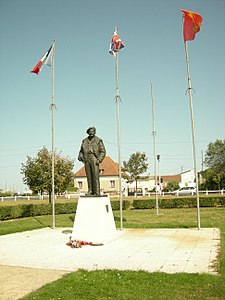 Statue de Montgomery à Colleville-Montgomery.