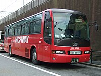 JR九州バス 641-7972 運行開始当初の車両。貸切改造車で4列シート、トイレなし。のちにトイレ付き車両に代替された。