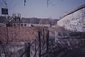 Mauer an der Lohmühlenbrücke, Blick vom Kiehlufer