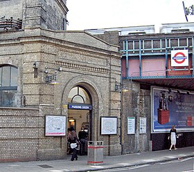 Entrée de la station