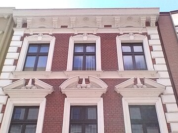 Detail of the motifs on the upper floors