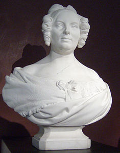 Buste de Madame de Mirbel au musée de Picardie à Amiens.