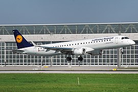 Lufthansa Regional Embraer E195.