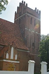 Die katholische, bis 1945 evangelische Kirche in Parys (Paaris)