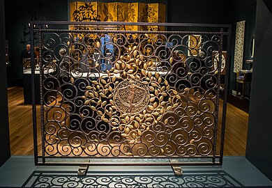 Maximalist – Fire screen, by Edgar Brandt (1925), wrought iron, in a temporary exhibition called the "Jazz Age" at the Cleveland Museum of Art, US