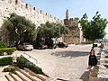 le parking devant la citadelle