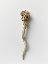 Coral hairpin, Song dynasty.