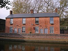 Canal cottages at Tividate Aqueduct