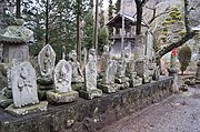 保福寺の石仏群。いずれも2012年3月24日撮影