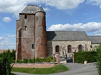 Église Saint-Médard.