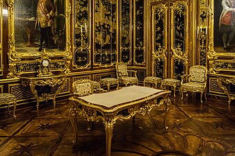 Vieux-Laque Room, Schönbrunn Palace, Vienna, Austria, decorated with Chinese black lacquerware panels, by Nikolaus Pacassi, 1743–1763[163]