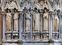 Gallery of Kings and Saints on the façade of Wells Cathedral (13th century)