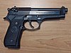 Le pistolet Beretta 92FS.