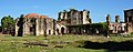 Vista lateral panorámica de las ruinas