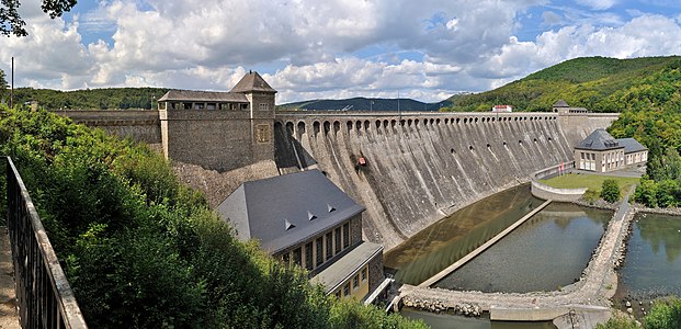Edersee Dam, by Carschten