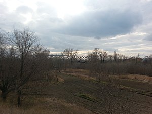 A distance look on the bridge