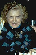 Mae Young †