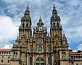 Fachada do Obradoiro da catedral. Parte leste da praza.