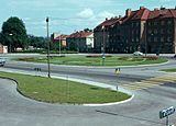 Platsen 1963 med utfart från bensinstationen