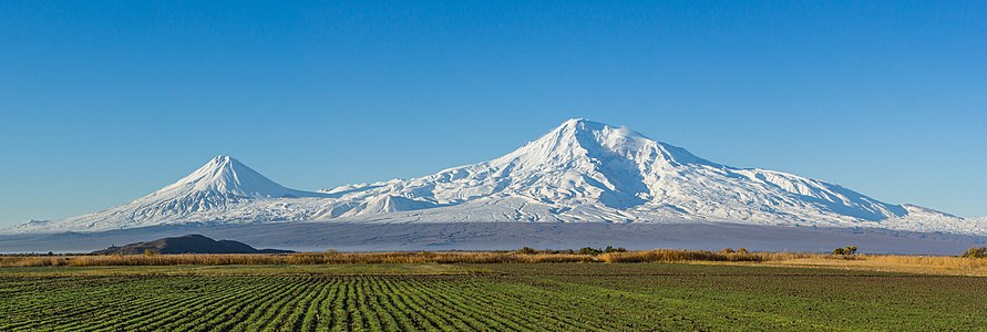 Mount Ararat, by Սէրուժ