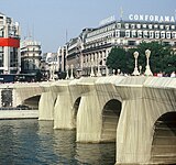 The Pont Neuf Wrapped (1985)