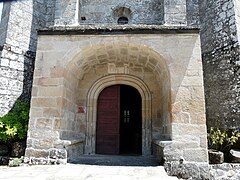 Le portail de l'église.