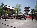 Sensō-ji in Asakusa, Tokyo (2009)