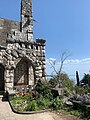 Jardín y porche del palacio