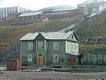 Barentsburg, sett från hamnen