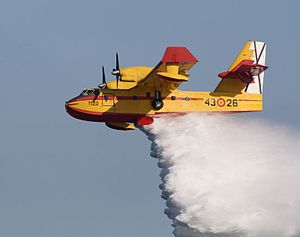 Extinción de incendios. Canadair CL-215T, Vigo