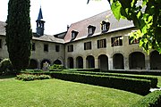 Jardin du cloître du couvent.