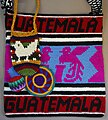 瓜地馬拉當地販售給遊客的花式鉤針編織品
