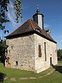 Kirche mit Ausstattung, Kirchhof, Einfriedung