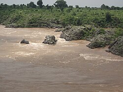 Narmada River flows Near Kareli