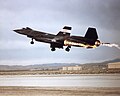 מטוס SR-71B של נאס"א בהמראה.