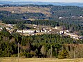 L'école communale et le temple vus du sud.