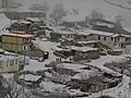روستای عباس‌آباد، زمستان ۱۳۹۲. ساخت خانه‌های مدرن در روستاهای نیمه ویرانه نشانه اهمیت یابی دوباره ارسباران است