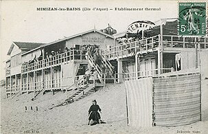 Établissement thermal sur la plage Nord de Mimizan entre 1904 et 1922.