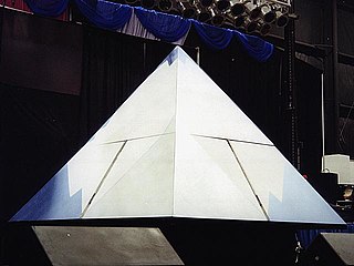 The Amazing Iceberg Machine as seen at the South Florida Fair in January–February 2002