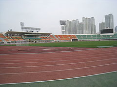 Vue d'une tribune de l'intérieur du stade