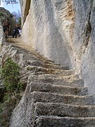 Escalier secret, vu d'en-bas.