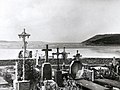 Le cimetière de Saint-Michel-en-Grève vers 1910 (photographie anonyme).