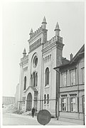 The Synagogue was located at the corner of Sakala and Maakri streets